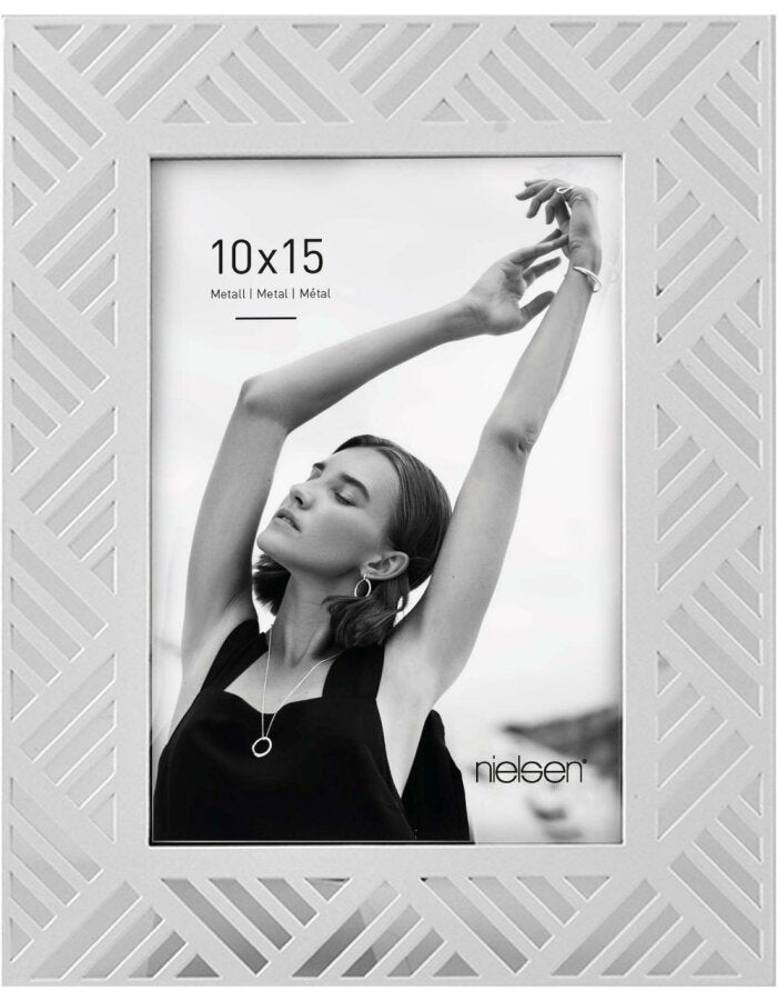 LIV ALUMINUM PHOTO FRAME